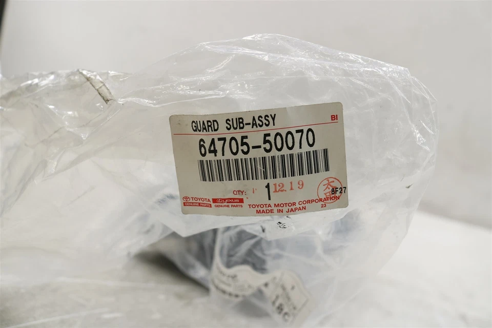 NEW OEM Spare Tire Tool Support Guard RH 6470550070 for Lexus LS460 LS600h 09-17 - Imagem 2 de 4