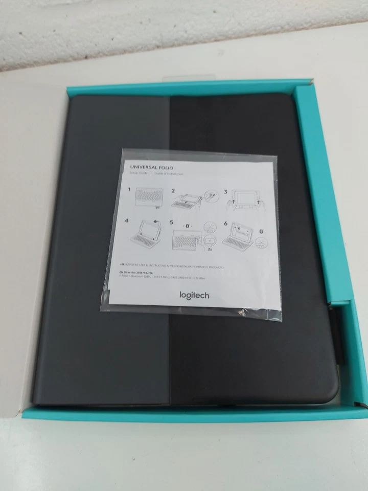 Logitech Universal Folio iPad or Tablet Case with Wireless Bluetooth Keyboard - Image 3 of 4
