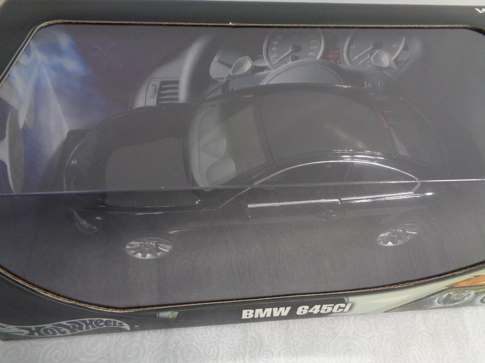 Hot Wheels BMW 645Ci Black 1:18 Metal Collection New In Box - Image 3 of 4