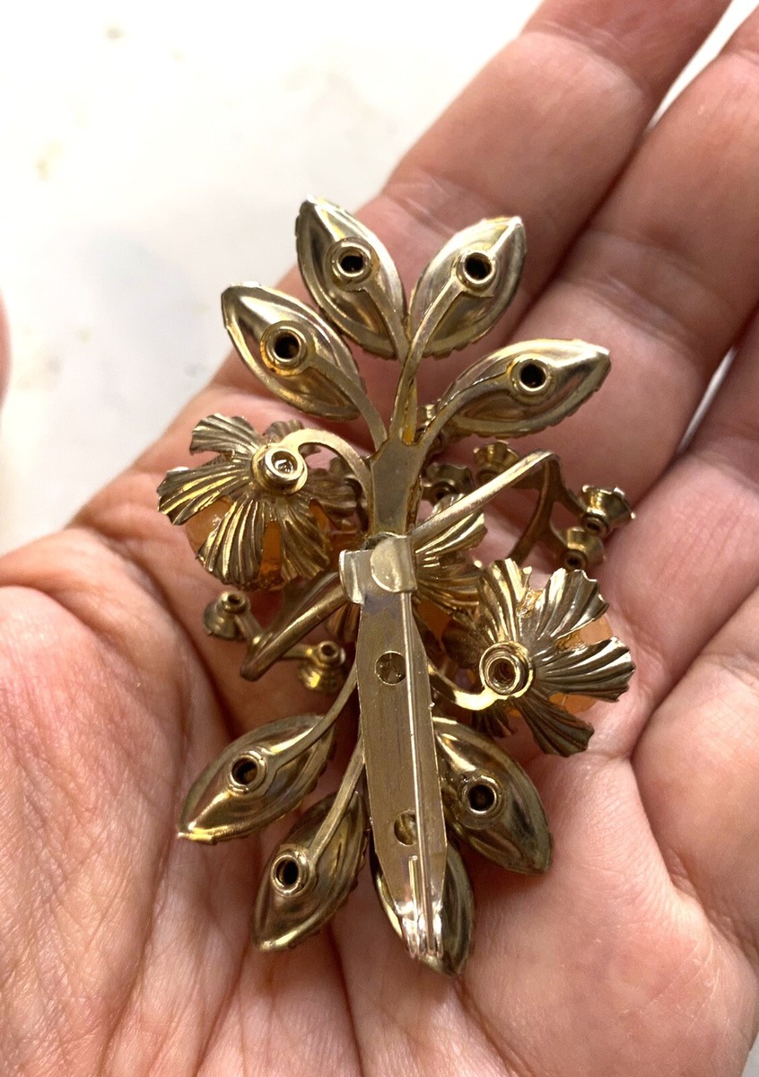 4.652 Antique brooch, gold tone, amethyst crystals | eBay
