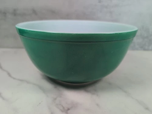 Vintage Pyrex Primary Colors Green 403 Nesting Mixing Bowl