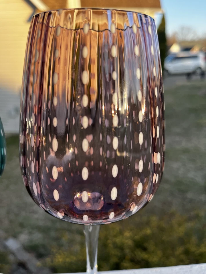 Copos de vinho Circleware chuva branca bolinhas rosa e turquesa - Imagem 3 de 4