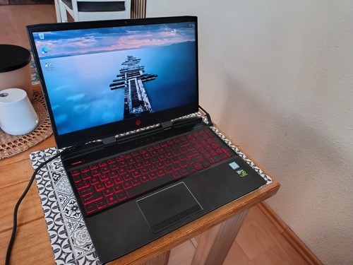 HP Omen 15-dc Gaming Laptop – i7, GTX 1050, neue Akku, Windows 11