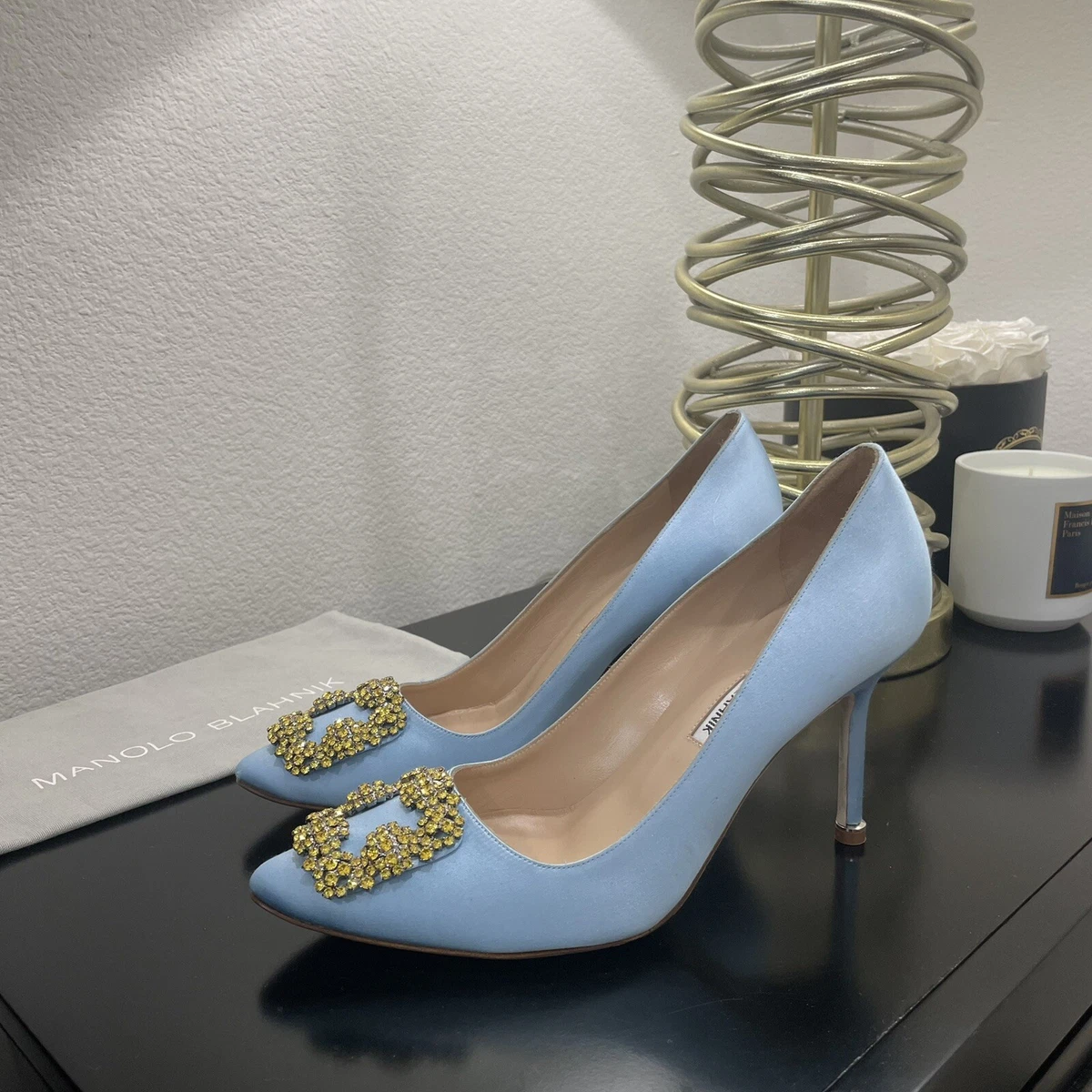 Blue hangisi manolo blahnik 2025