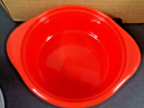 Egglettes Egg Cooker Hard Boiled Eggs Without The Shell 5 Cups Microwave Cooker - Picture 3 of 3