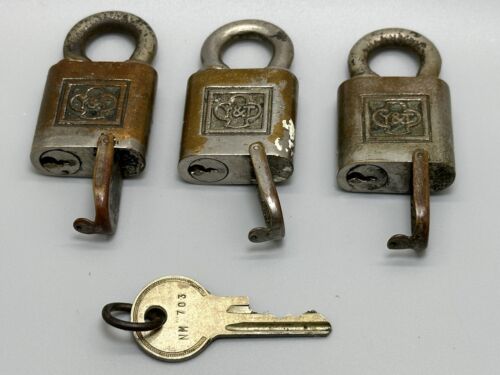 RARO Vintage YALE & TOWNE Y&T Flip Door Chiave Serratura Porta Oscillante Fondo 3 Serrature 1 Chiave - Foto 8 di 23