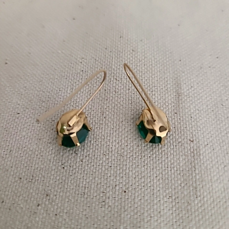 Brincos femininos de gota verde esmeralda tom dourado com gancho pendente joias - Imagem 4 de 4