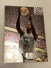1996 Fleer Metal Kevin Garnett #167 RC Rookie Card Foil Skybox Timberwolves. rookie card picture