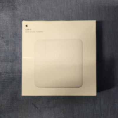 Apple USB-C 96w Power Adapter model MX0J2AM/A BRAND NEW mABJ