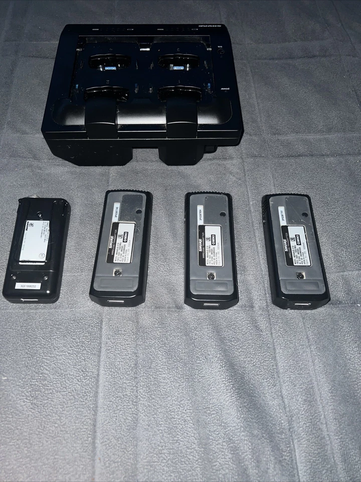 Shure MXW6/C Z10 Boundary Transmitters w/ MXWNCS4 Battery Charger Dock *WORKS* - Image 3 of 4