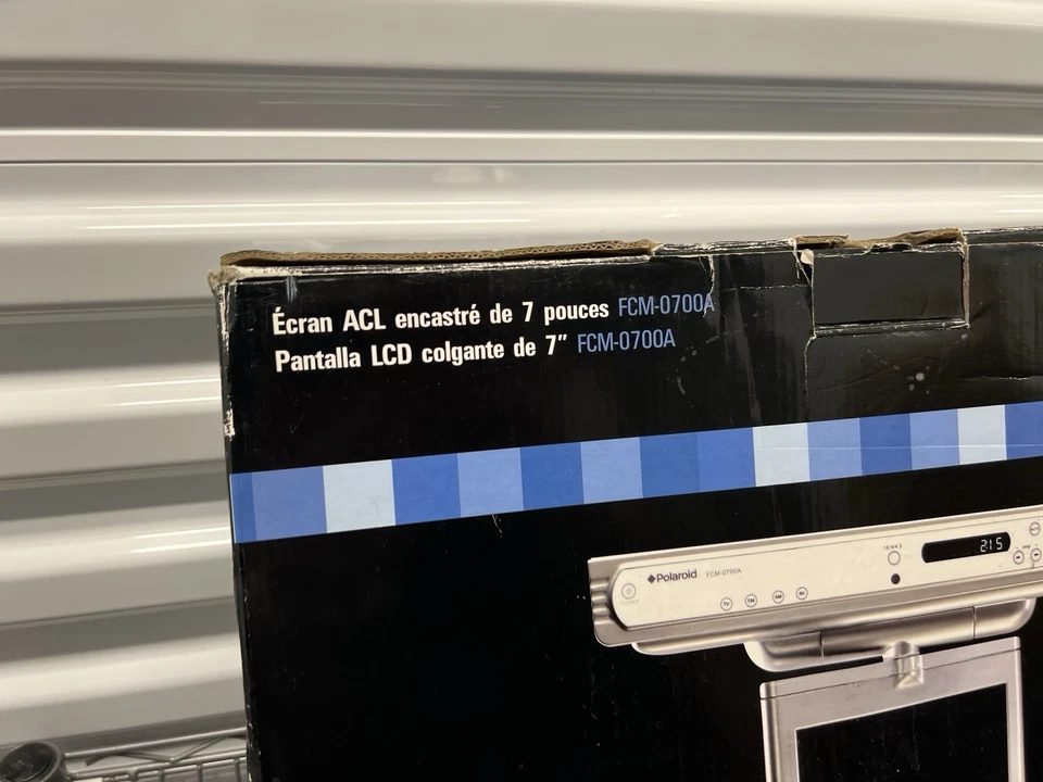 Polaroid FCM-0700A 7-Inch Under the Cabinet Rare LCD TV Open box - Image 3 of 4