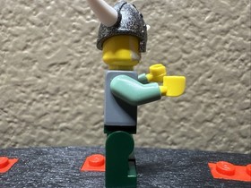 Lot Of 6 Lego Vikings Minifigures Accessories Weapons Castle Kingdoms A4