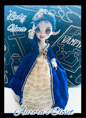 Rainbow High Custom Lady Uma Blue Velvet Victorian Rococo Velvet Lace