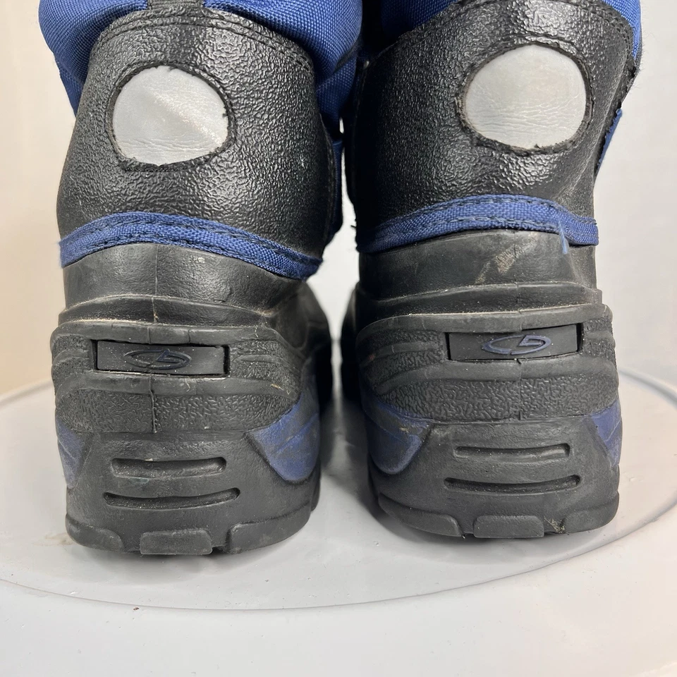 Botas de nieve Thermolite C9 By Champion para niños talla 5,5 negras y azules usadas en excelente estado (mujeres 7,5) Foto 4 de 4