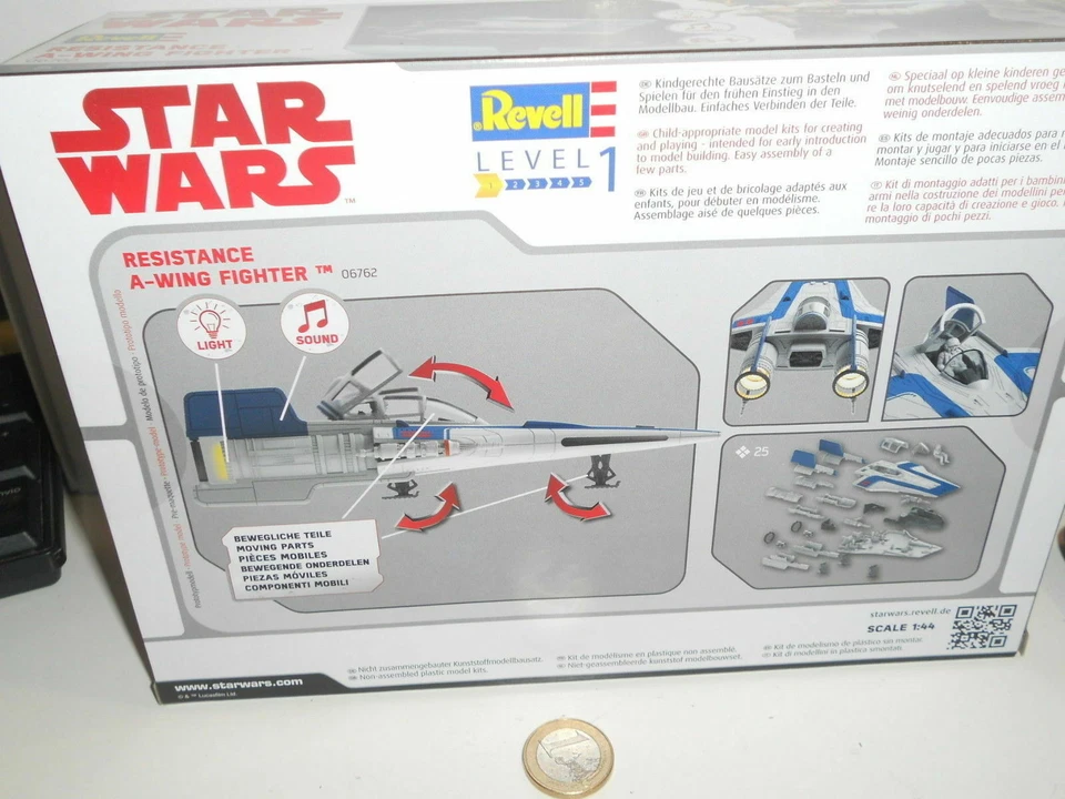 REVELL STAR WARS RESISTANCE A WING FIGHTER MODEL KIT LIGHT E SOUND 302113 - Immagine 2 di 2