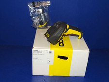 NEW IN ORIGINAL BOX Cognex DMR-8050X-0200 DataMan 8050 Handheld Barcode Reader