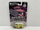 Vintage 2004 Hot Wheels Special Delivery Milk Truck Dairy Mooneyes Yellow HTF