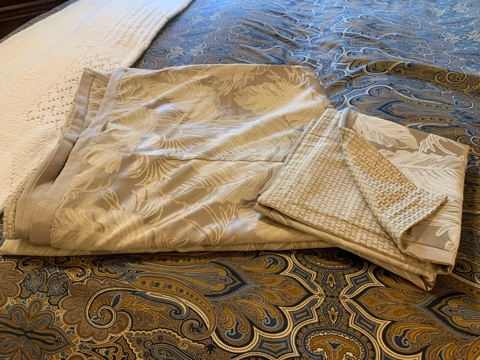 CHARTER CLUB EDREDÓN REVERSIBLE QUEEN CON 2 ST ALMOHADASHAMS Foto 4 de 4