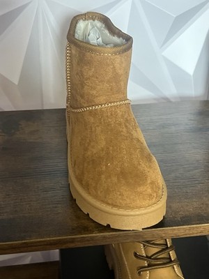 Brown Suede Ankle Snow Boots Lined Pull On Rubber Sole Women's Casual