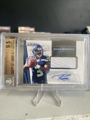 2012 Panini Rookies & Stars - Rookie Materials Russell Wilson /499 (AU, MEM, RC)