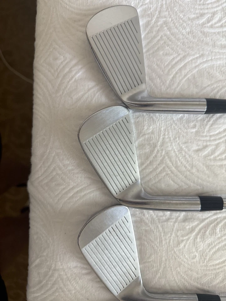 Juego de hierros Miura 1957 CB edición limitada (4-P) con modo Nippon 105X-ejes rígidos diestro Foto 3 de 4