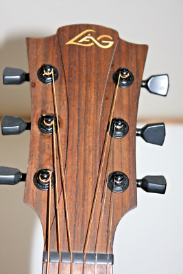 LAG T100ASCE Tramontane Black Auditorium Cutaway Acoustic-Electric LAG T100ASCE Tramontane Black Auditorium Cutaway Acoustic-Electric