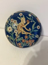 Andrea by Sadek covered dresser/trinket dish