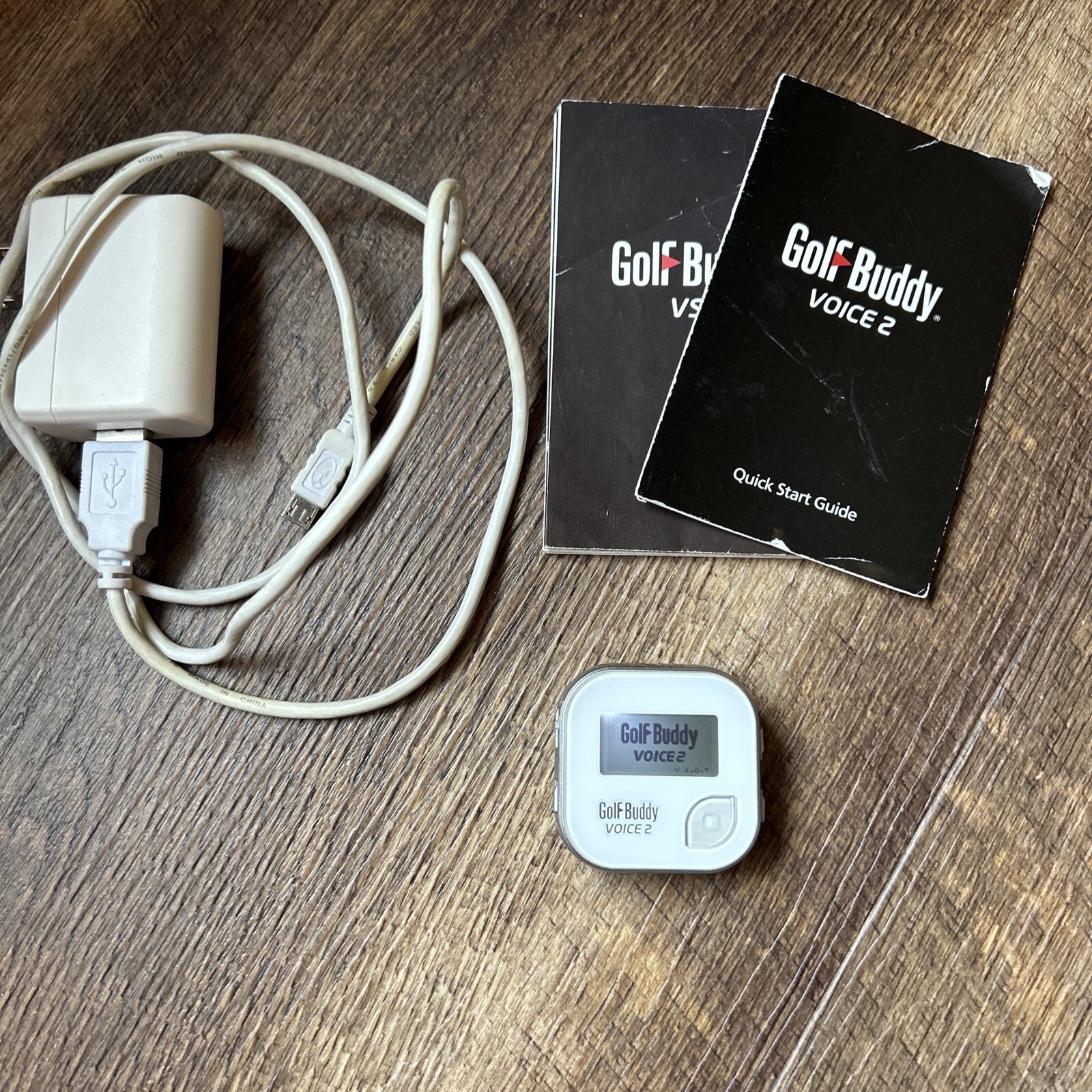 GolfBuddy GB Voice 2 Talking GPS Golf Rangefinder White w/ Charger