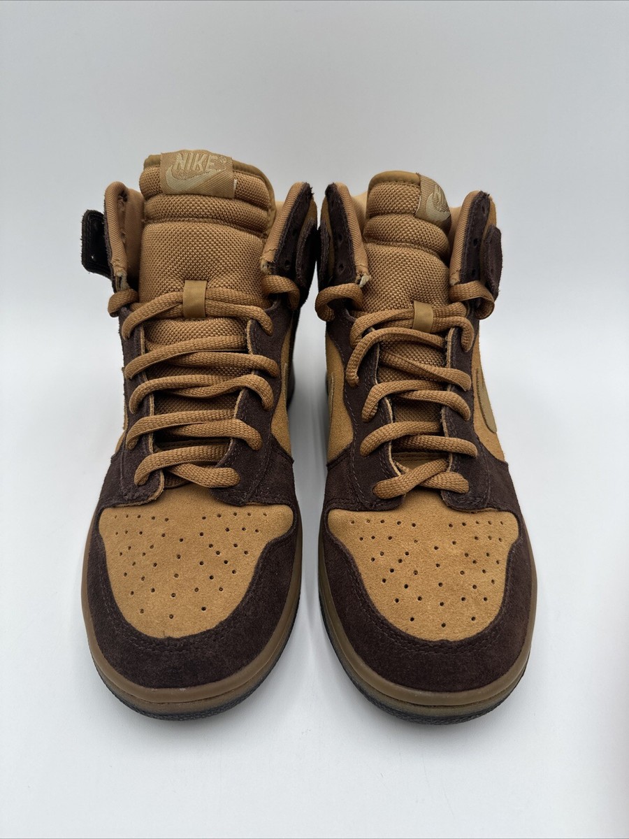 Nike Dunk High Pro SB Maple 2003 Size 9 Brand New 305050-222 Nike Dunk High Pro SB Maple 2003 Size 9 Brand New 305050-222