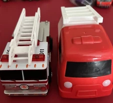 Toy Plastic Fire Trucks Lights And Sound 🚒