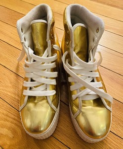 jc play platform sneakers
