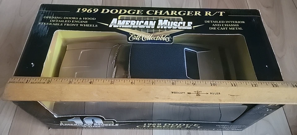 1969 Dodge Charger R/T 2500 Car American Muscle Ertl Die Cast 1:18 - NEW READ - Image 4 of 4