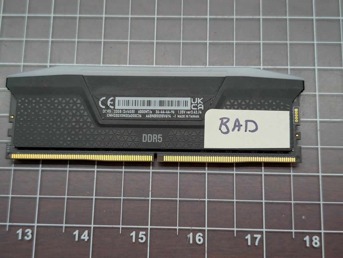 ジャンク品Corsair Vengeance DDR5 16GB 6000Mhz For Repair/BAD* 16GB CORSAIR Vengeance RGB DDR5-6000 (PC5-4800