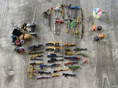 Fortnite Figure Accessories Lot Of 60+ Back Blings Pickaxes Weapons Guns Gaming