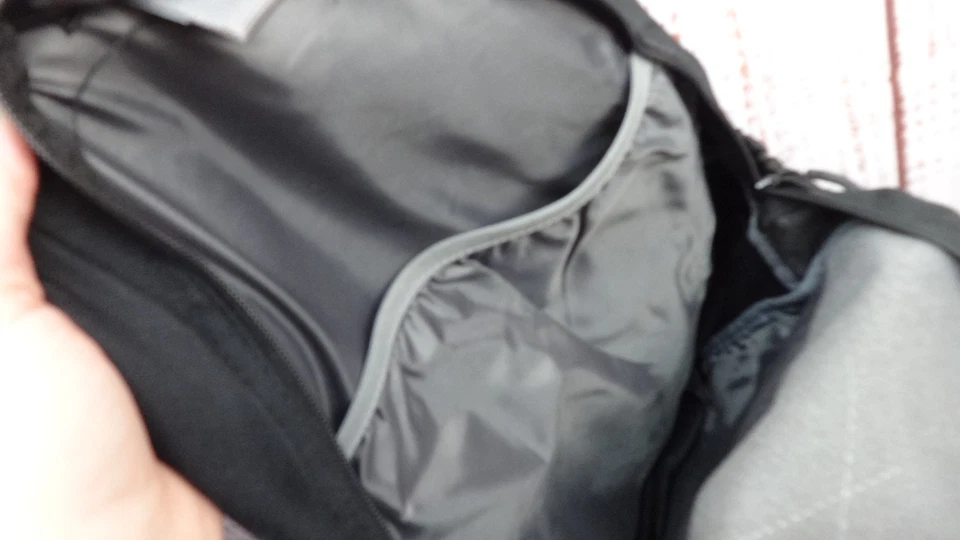 Mochila de armazenamento SOG Barrage quadro interno tático preta bolsa grande - Imagem 3 de 4