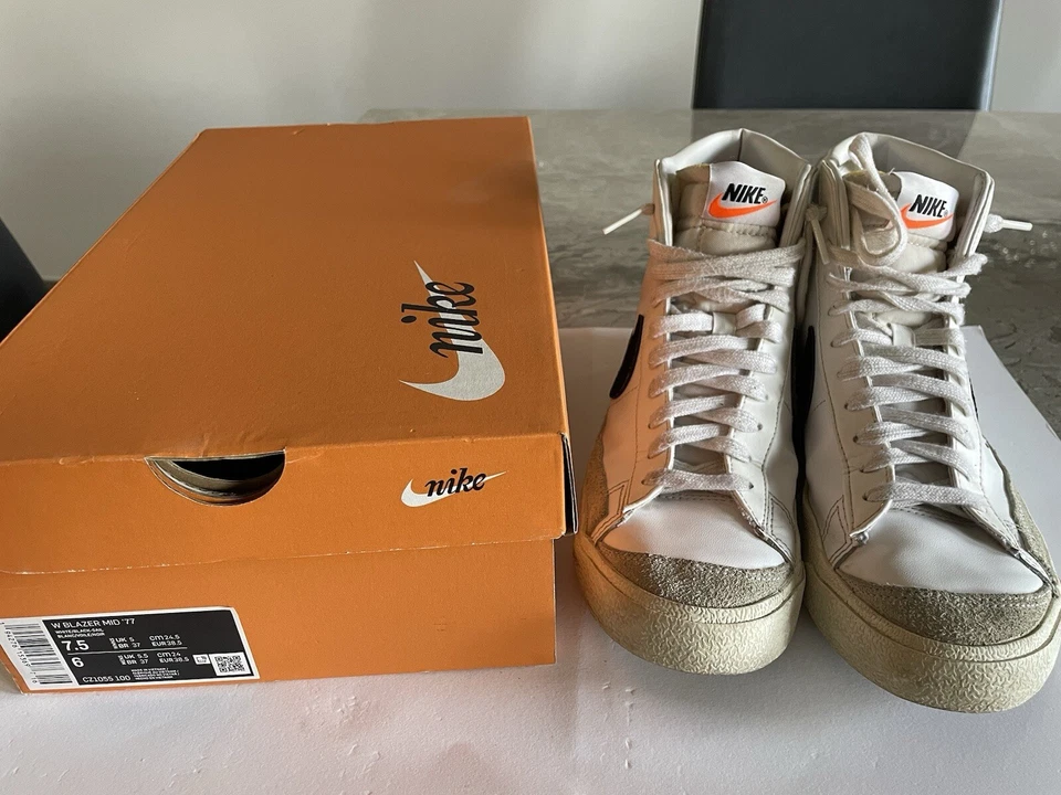 Nike Blazer Mid 77, foto 3 di 5