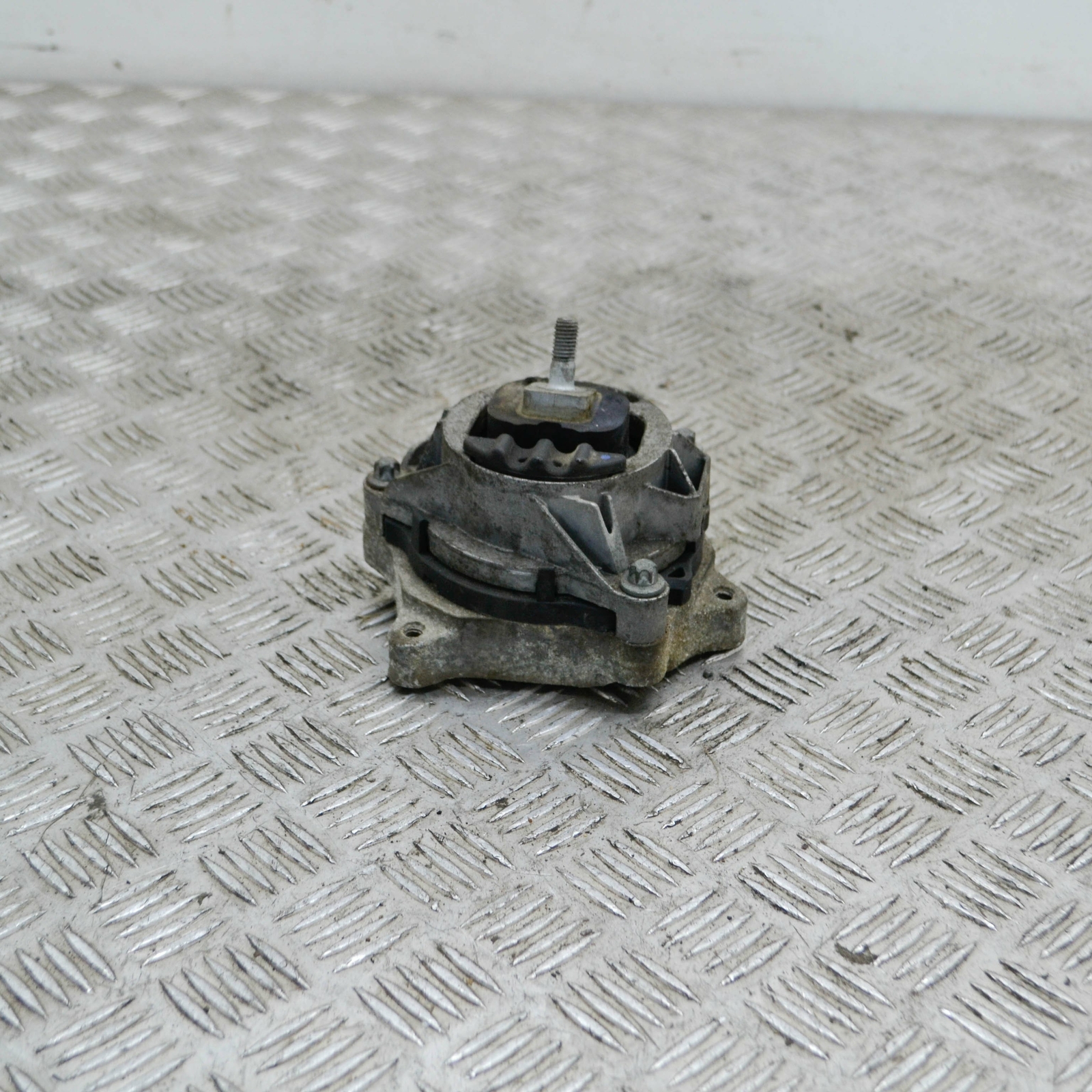 BMW 3 F30 320 d Right Side Engine Mount 6787657 2.0 Diesel 140kw 2016 ...