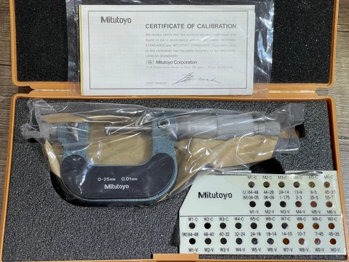 Mitutoyo Screw Thread Micrometer / 0-25 mm / series 126-125 NEW