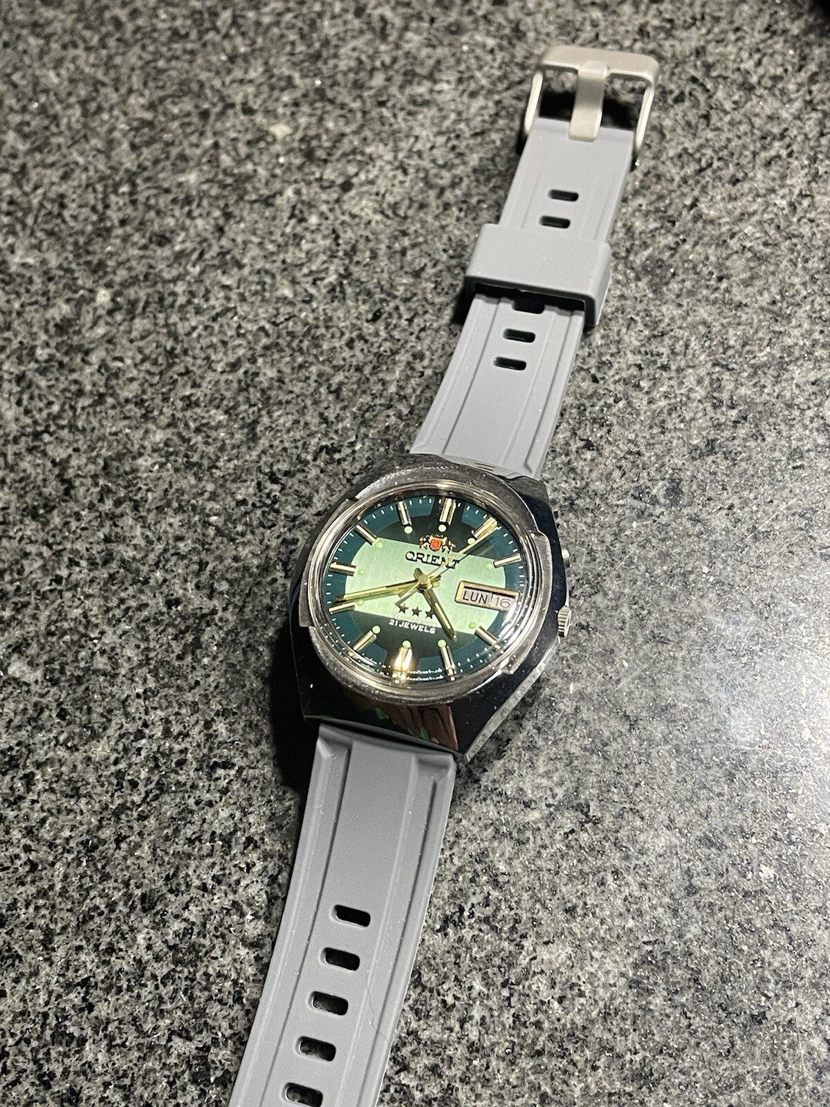 Orient Tristars model Automatic Green Beautiful N… - image 8