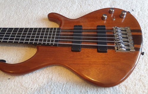 Magnus Krempel Sechssaiter E-Bass deutscher Herstellung mit 6 Saiten - Bild 2 von 14