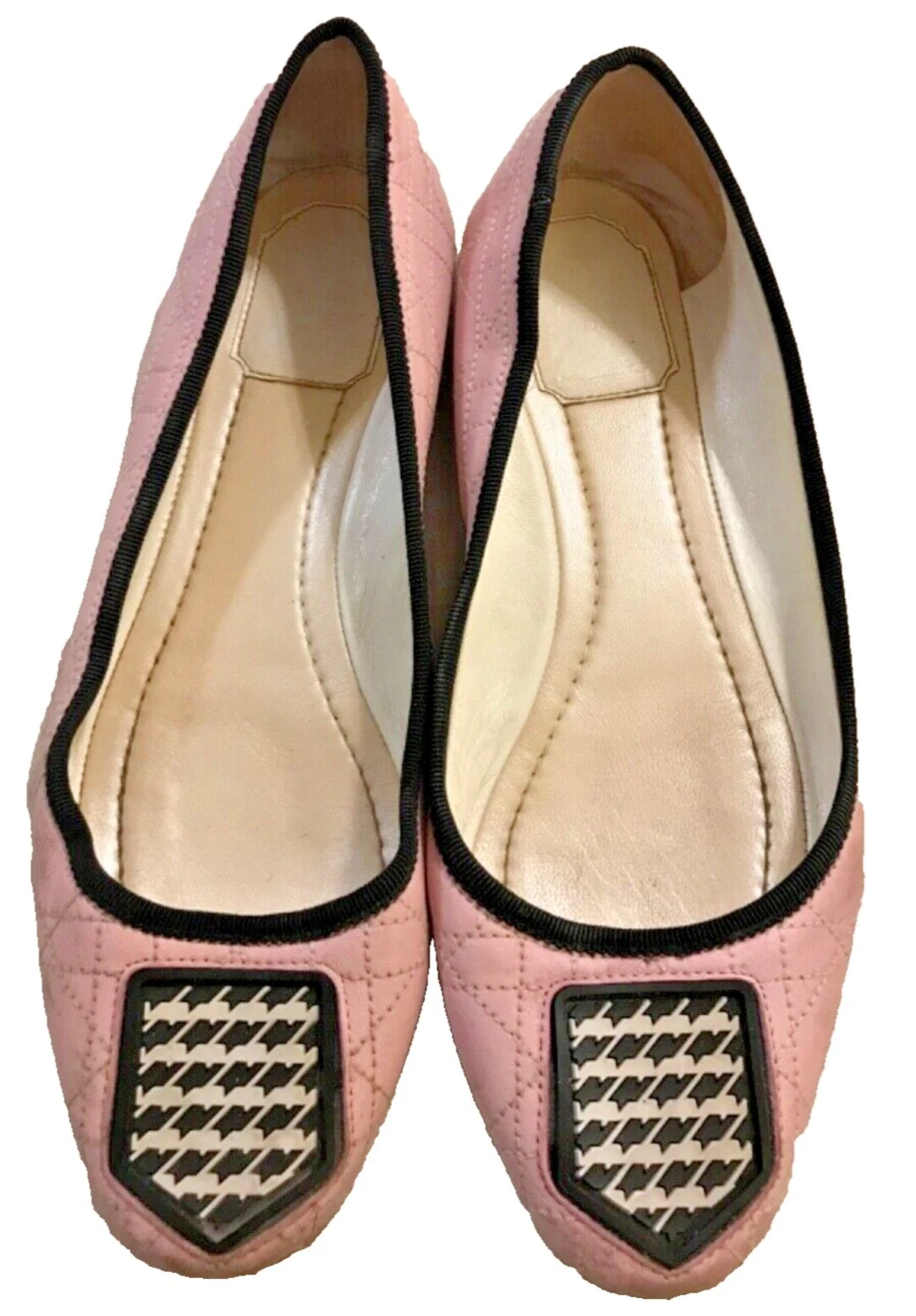 CHAUSSURES PLATES FOURRE TOUT RONDES EN CUIR MATELASSÉ ROSE CHRISTIAN DIOR POINTURE 39