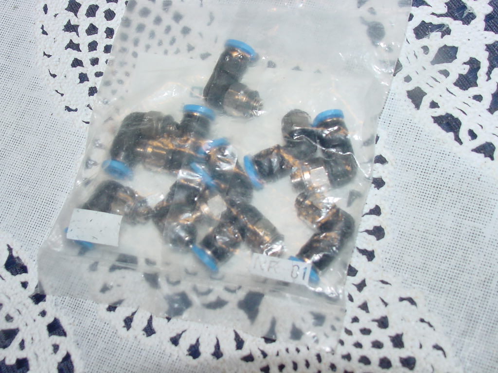 Lot of Ten (10) Festo, QSML-M5-4, Elbo Connector Push-In Fitting, Mat ...