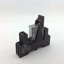 Elesta SGR282 Safety Relay w/ Socket 14FF-2Z-C2