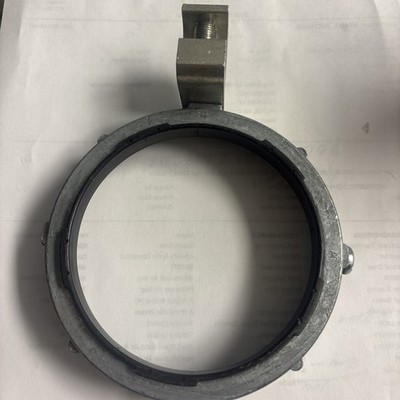 NEW - 4'' Grounded Insulated Bushing w/ Lay In Lug, 4-14 AWG, Madison Electric 