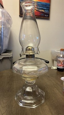Beautiful Vintage Aguila Hecho Por Lux S.A. Oil Lamp Clear Monterey, Mexico