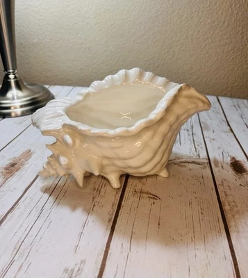 VTG White Ceramic Conch Shell Planter Seashell Figural Bowl Beach House Decor - Image 1 of 4