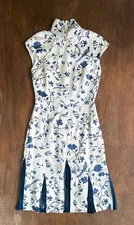 SHANGHAI TANG Silk Qipao Chinese Dress