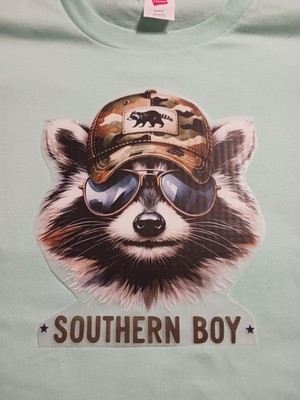 SOUTHERN BOY HUNTING RACCOON HAT SOUTHERN BOY GRAPHIC DESIGN   SHIRT SIZE 2XL 