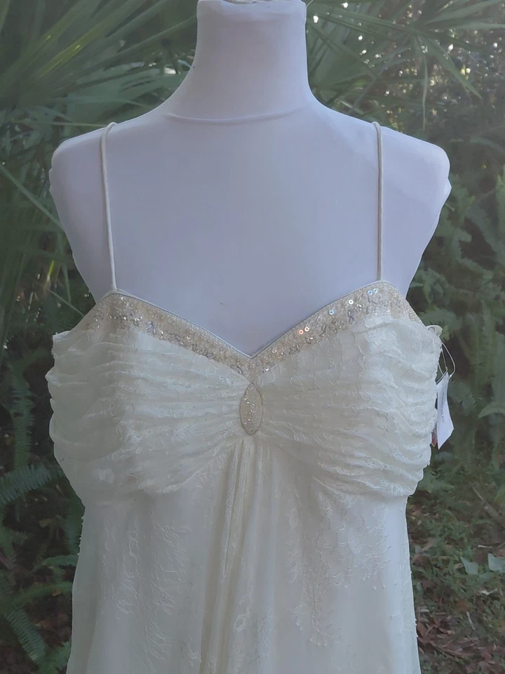 Davids Bridal Galina Wedding Dress Sz 18W Ivory Sequin Bodice Lace Over Lining - Image 3 of 4
