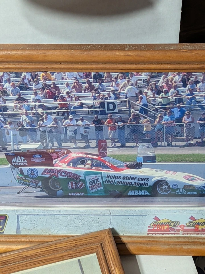 Lote De Tres Fotos De Carreras De Colección NHRA 8 1/2 X 11 Enmarcadas John Force Foto 3 de 4